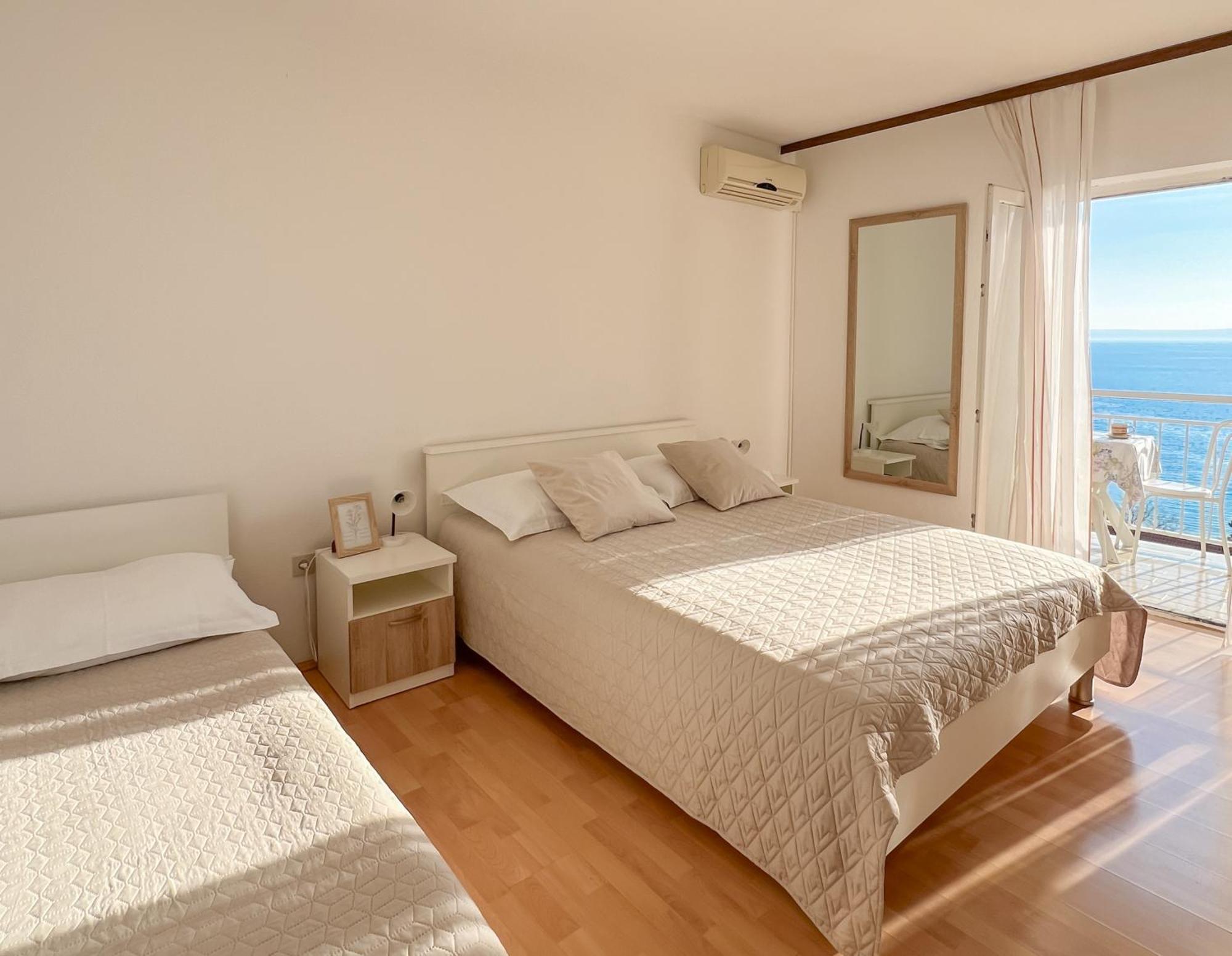 Seaside Apartments And Rooms 바스카보다 외부 사진