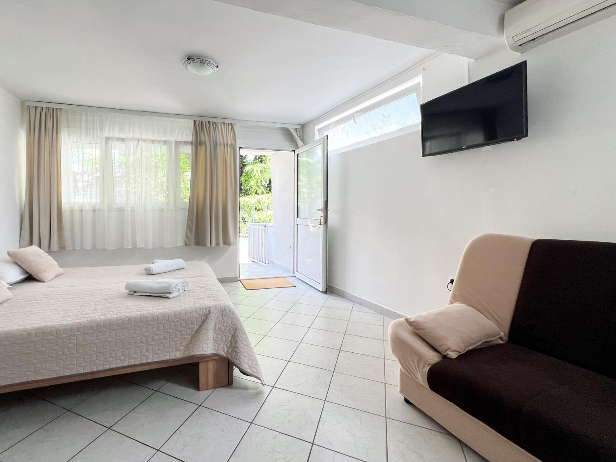Seaside Apartments And Rooms 바스카보다 외부 사진
