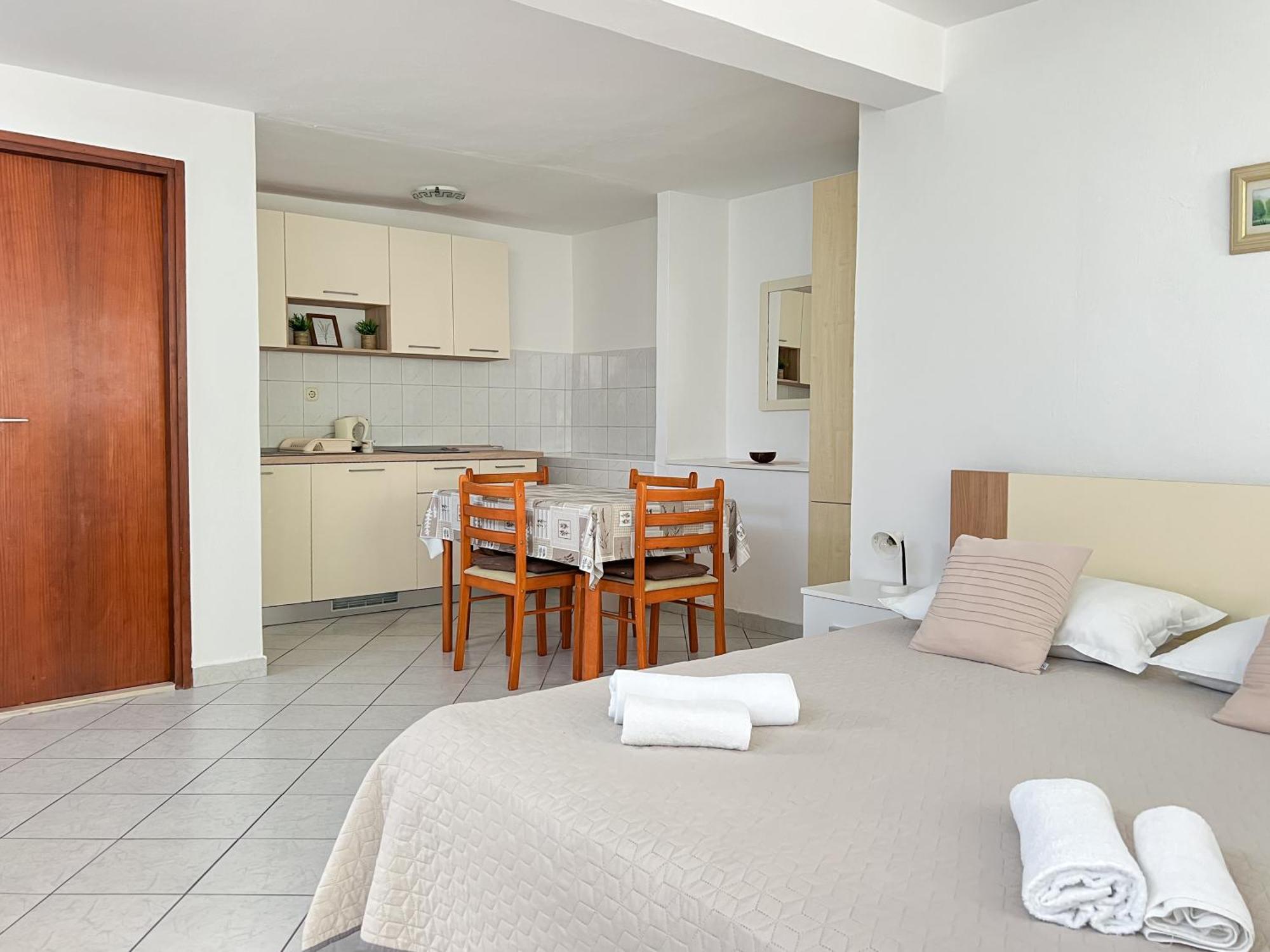 Seaside Apartments And Rooms 바스카보다 외부 사진
